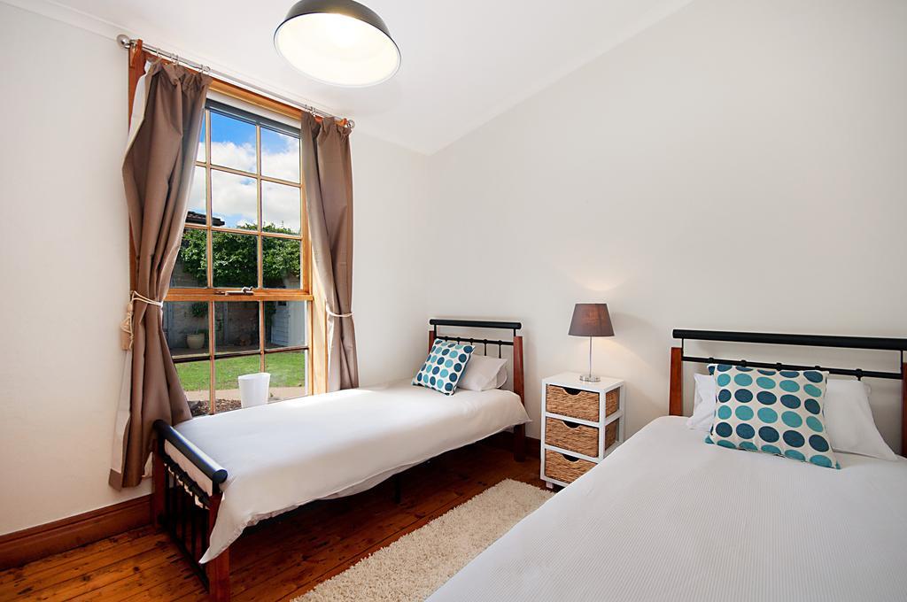Historic Central Cottage In Warrnambool Bilik gambar