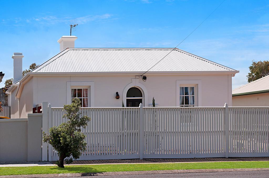 Historic Central Cottage In Warrnambool Bilik gambar