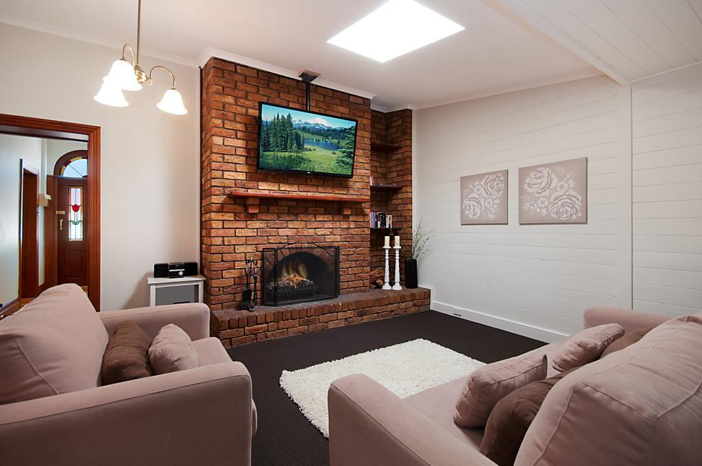 Historic Central Cottage In Warrnambool Bilik gambar