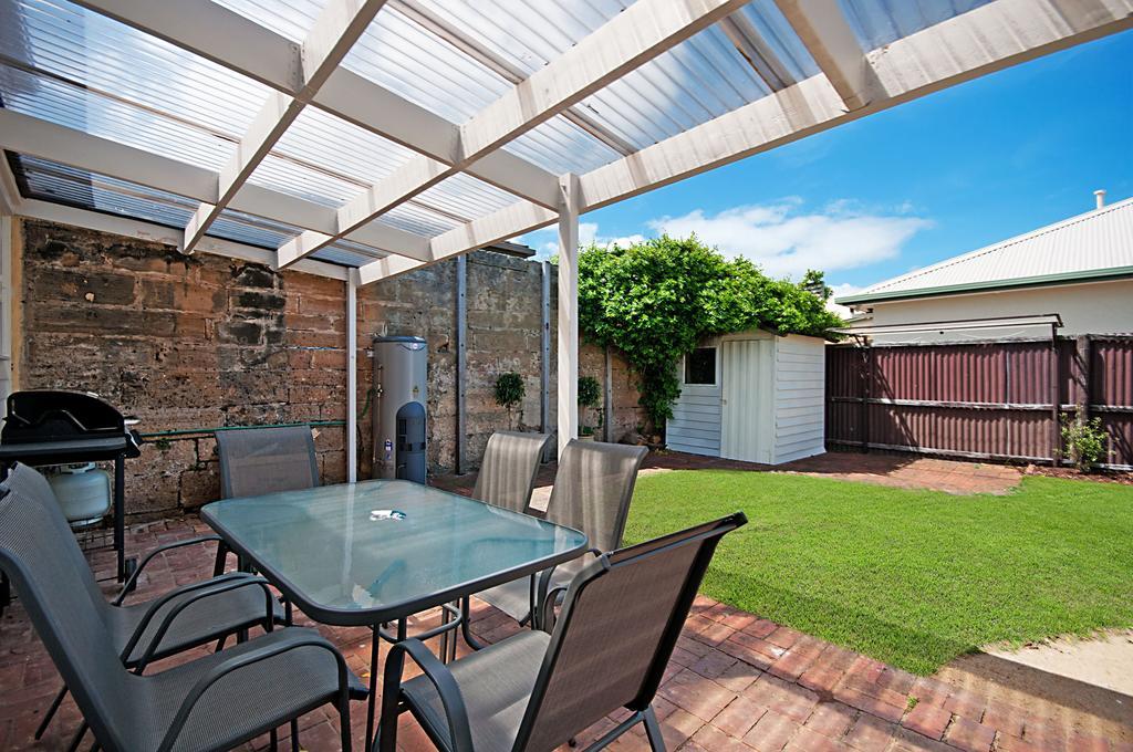 Historic Central Cottage In Warrnambool Bilik gambar